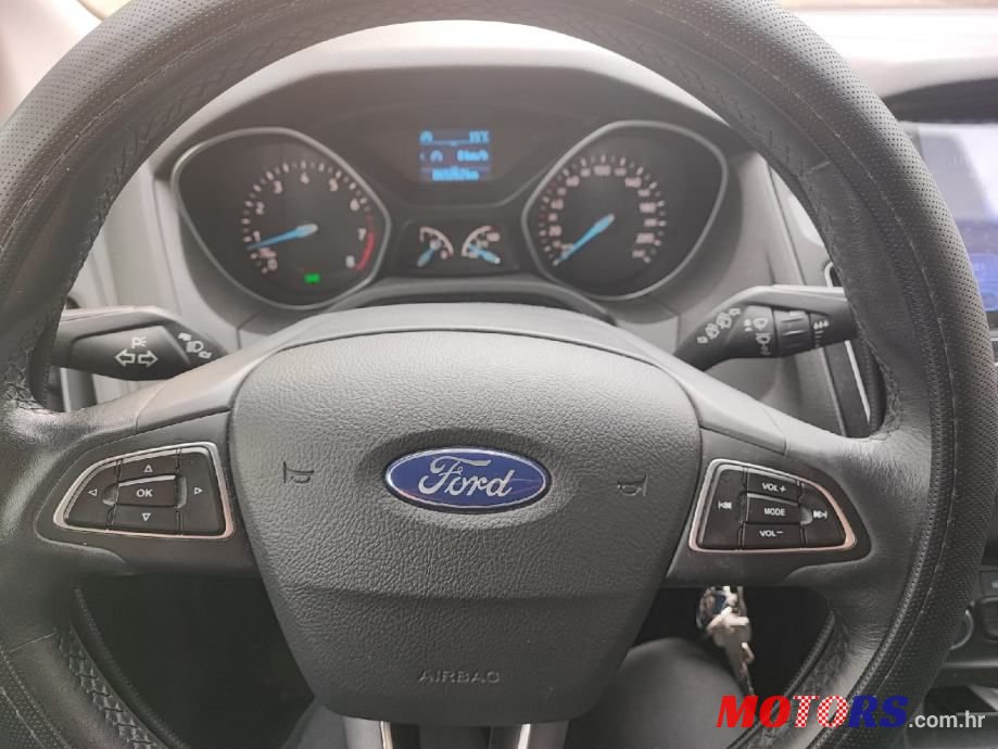2017' Ford Focus 1,0 Gtdi photo #5