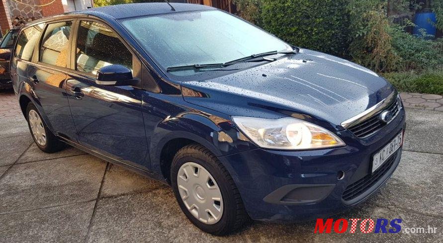 2011' Ford Focus Karavan 1.6 Tdci photo #2