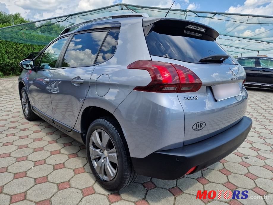 2017' Peugeot 2008 1,2 photo #5