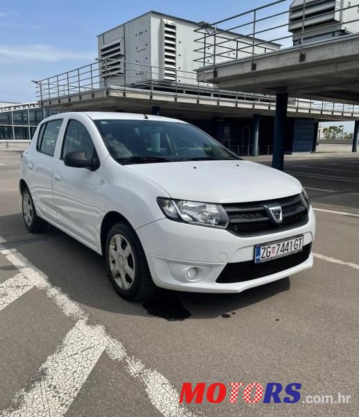 2014' Dacia Sandero photo #1