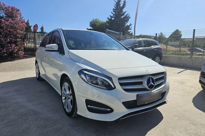 2017' Mercedes-Benz B-Klasa 180 D