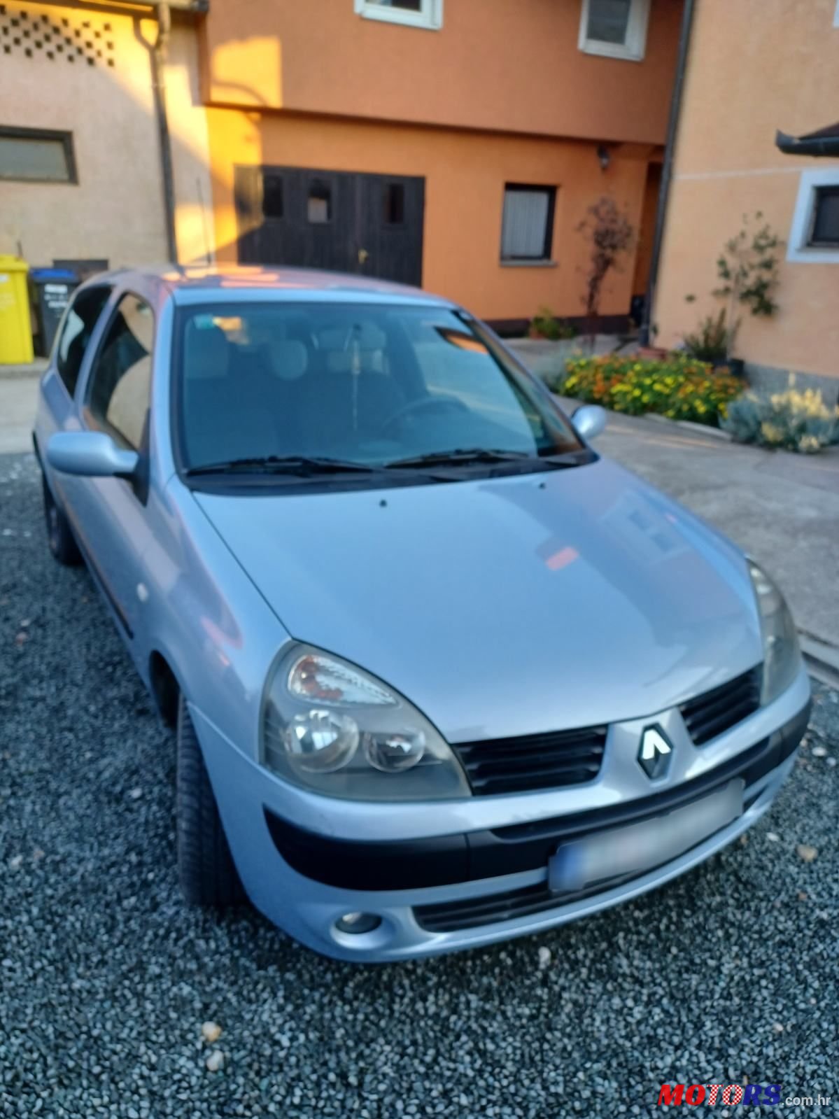 2004' Renault Clio 1,2 16V photo #3