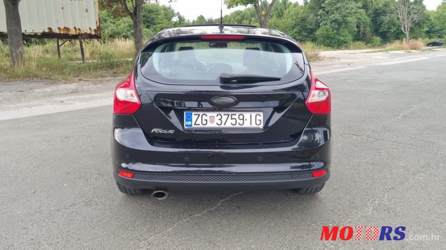 2011' Ford Focus photo #4