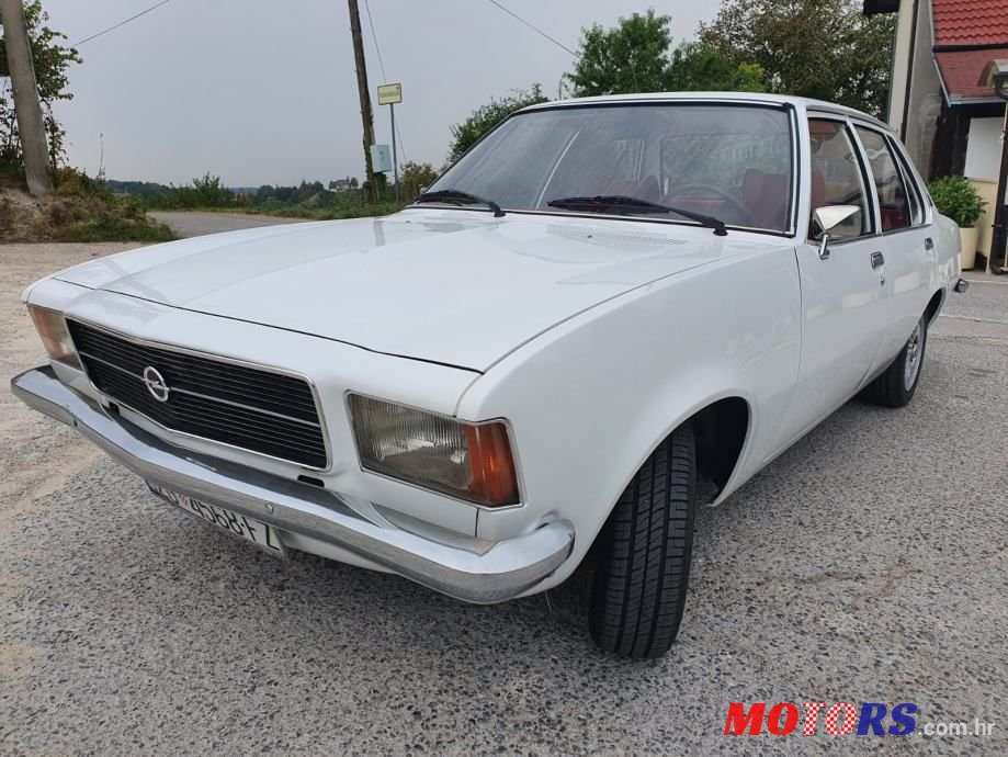1977' Opel Rekord 1900S Original photo #2