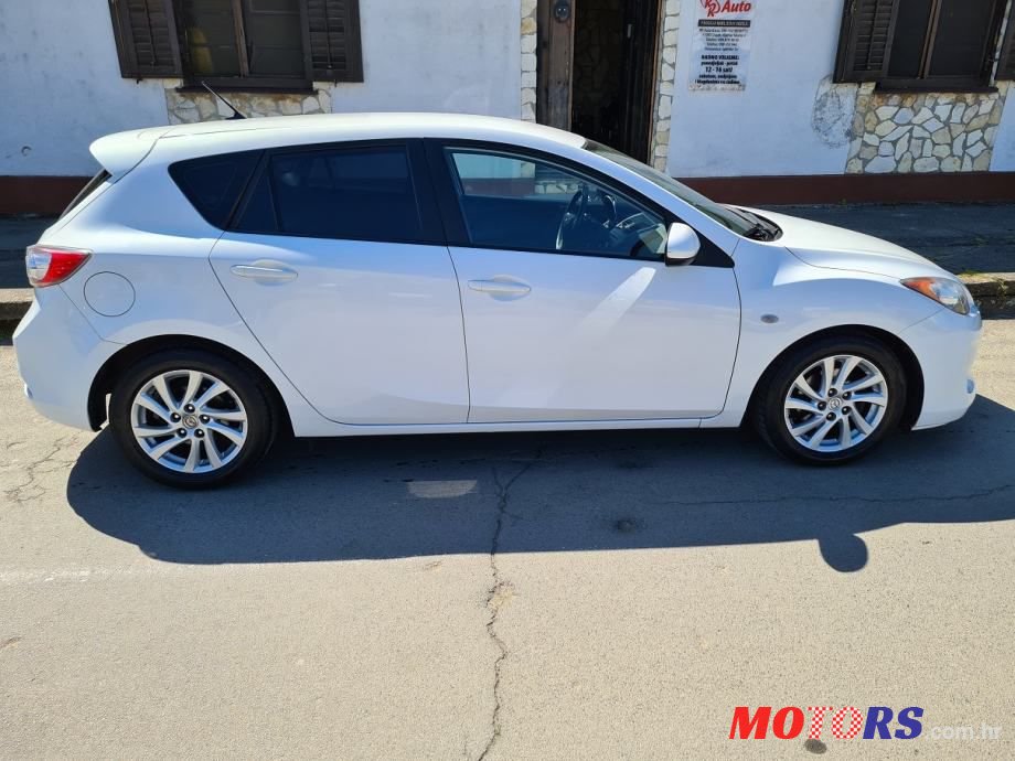 2012' Mazda 3 Sport photo #5