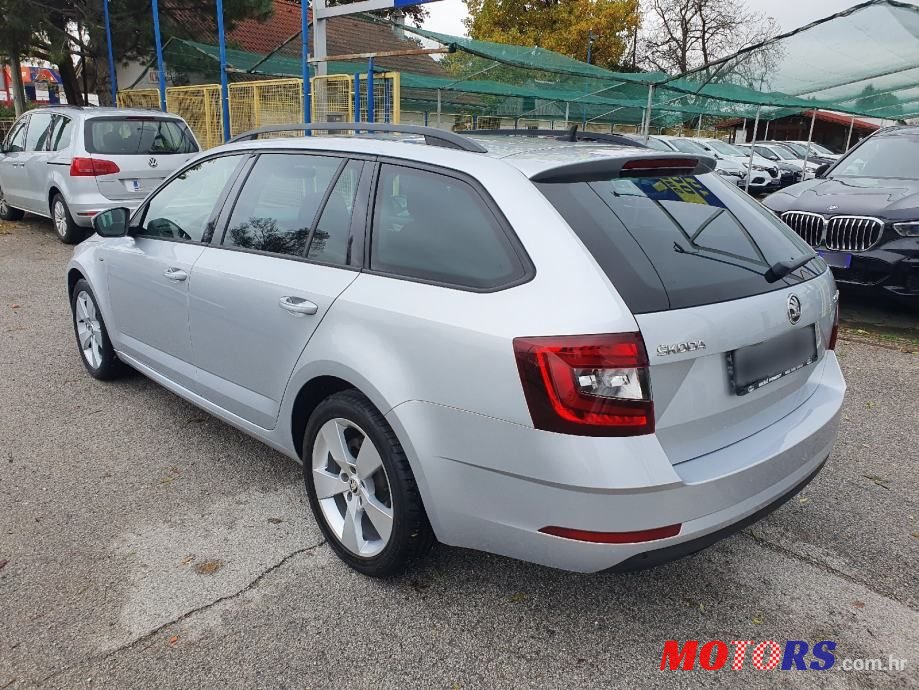 2018' Skoda Octavia Combi photo #5