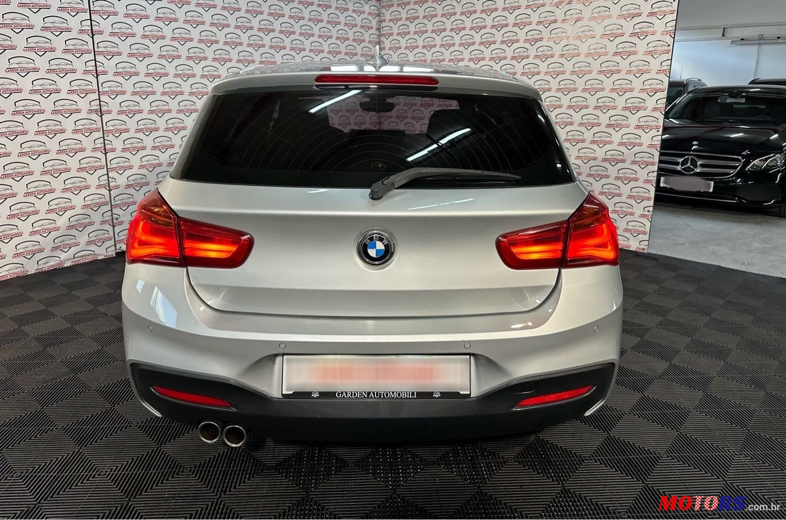 2015' BMW Serija 1 120D photo #6