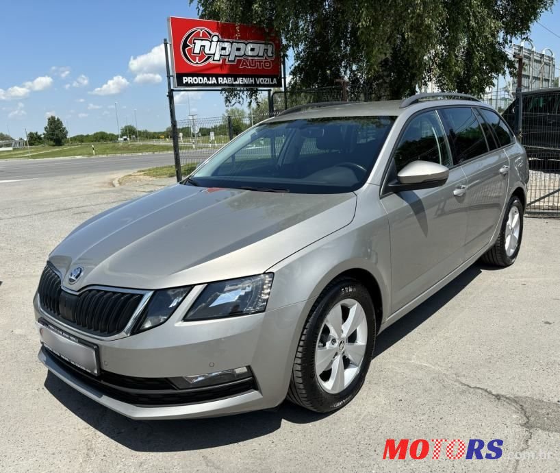 2019' Skoda Octavia Combi photo #1