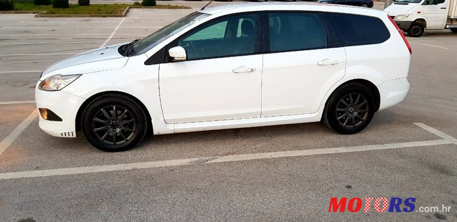 2009' Ford Focus Karavan photo #1