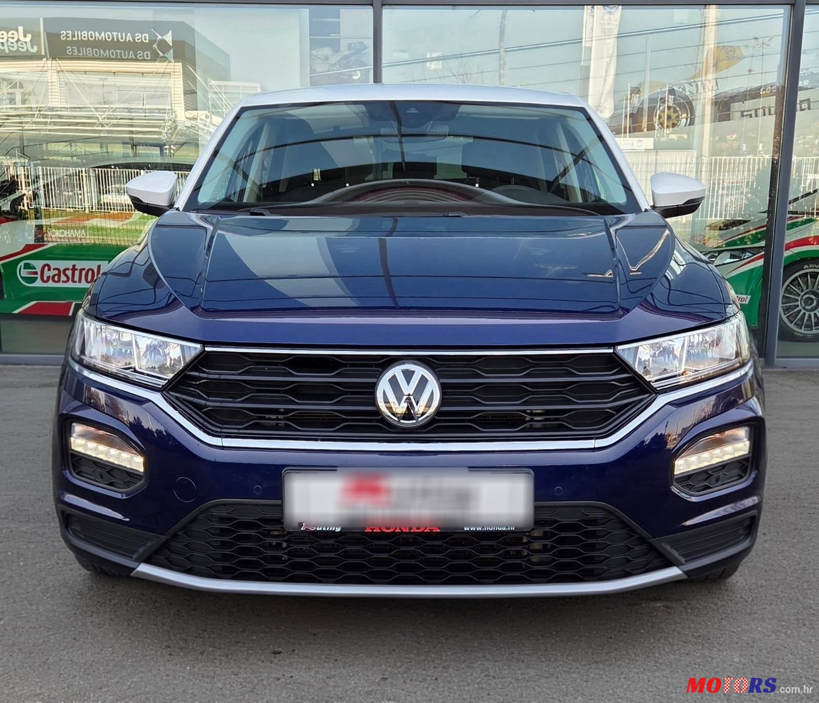 2019' Volkswagen T-Roc 1,6 Tdi photo #2