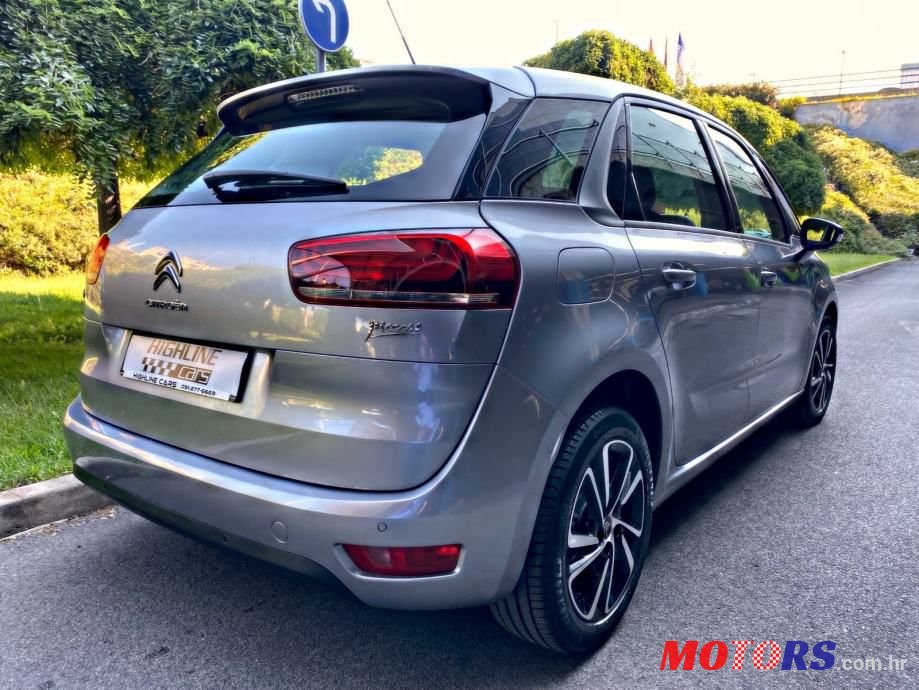 2017' Citroen C4 Picasso photo #3