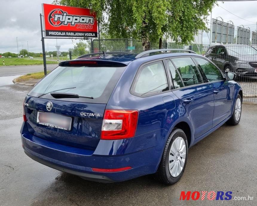 2017' Skoda Octavia Combi photo #6