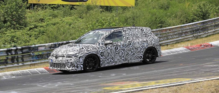 Next-Gen VW Golf GTI Spied For The First Time