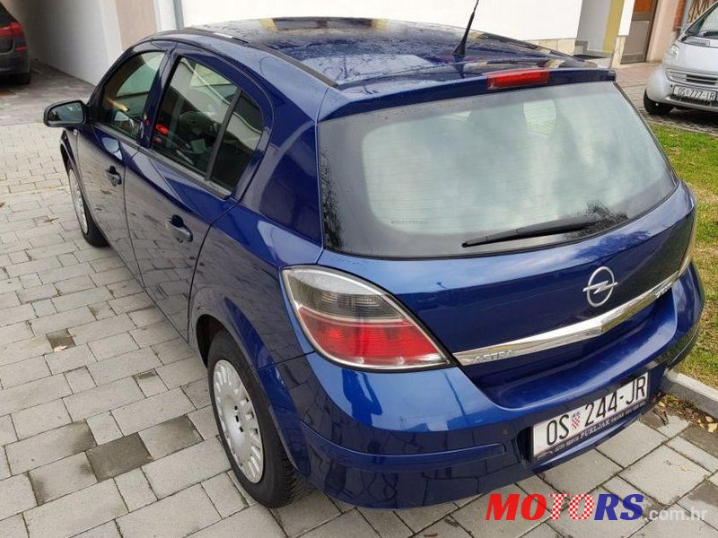 2007' Opel Astra 1,7 Cdti photo #2