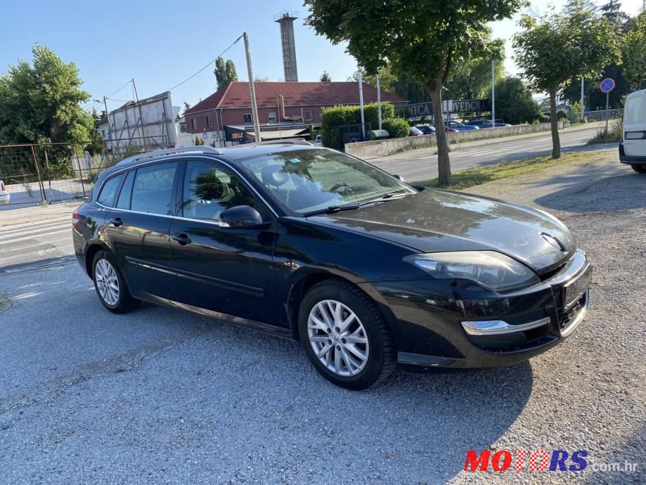 2014' Renault Laguna 1.5 Dci photo #1