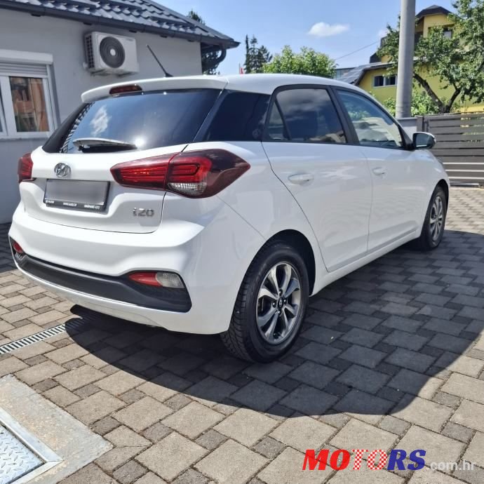 2019' Hyundai i20 1,0 T-Gdi photo #5
