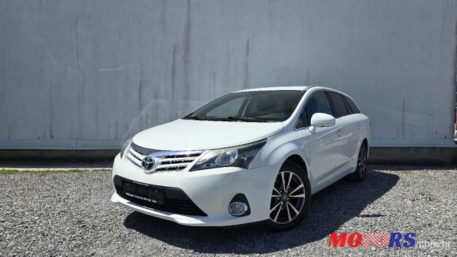 2013' Toyota Avensis 2,0 D-4D photo #1