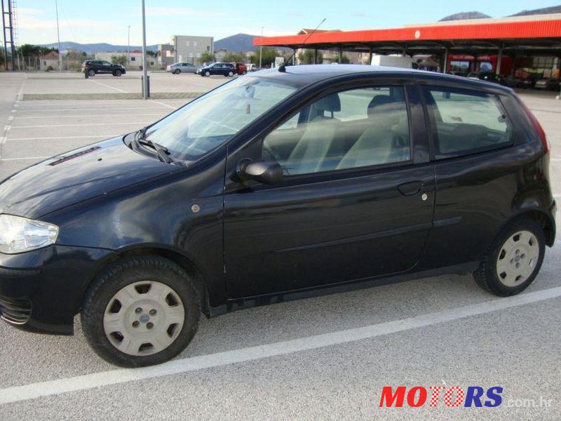 2004' Fiat Punto 1,2 photo #1
