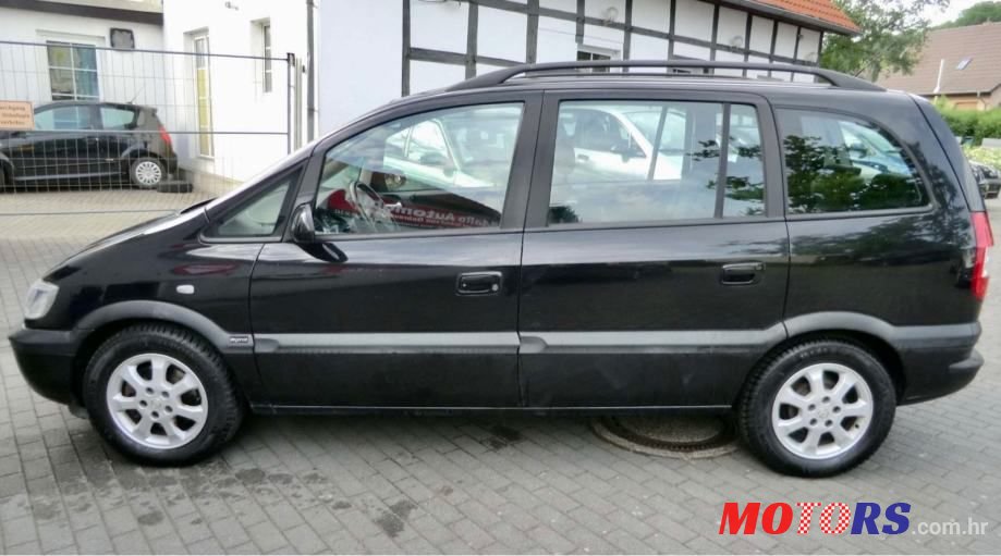 2004' Opel Zafira 2,0 Dti photo #3