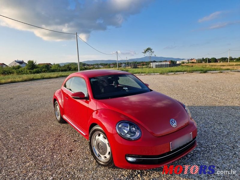 2012' Volkswagen Beetle 1,6 Tdi photo #3