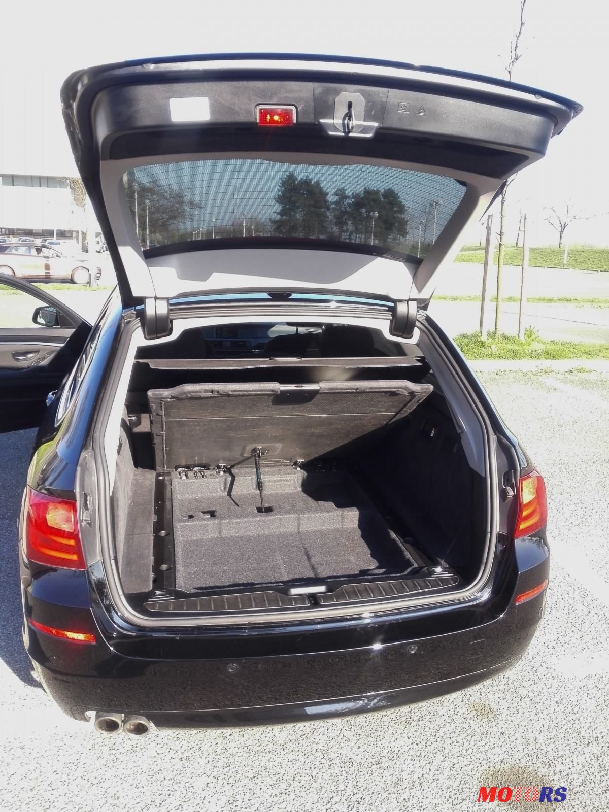 2011' BMW Serija 5 520D photo #5