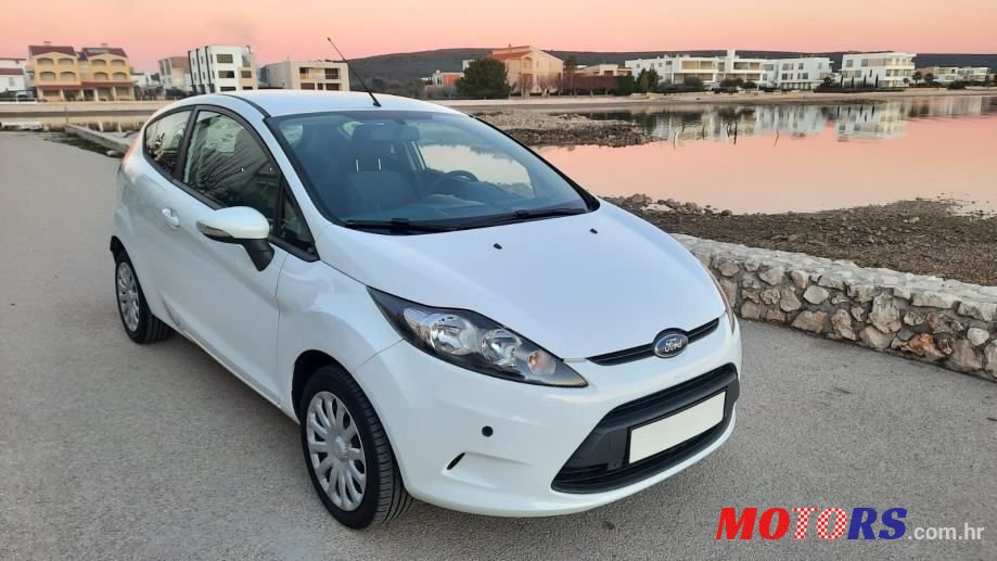 2010' Ford Fiesta 1,2 5 16V photo #2