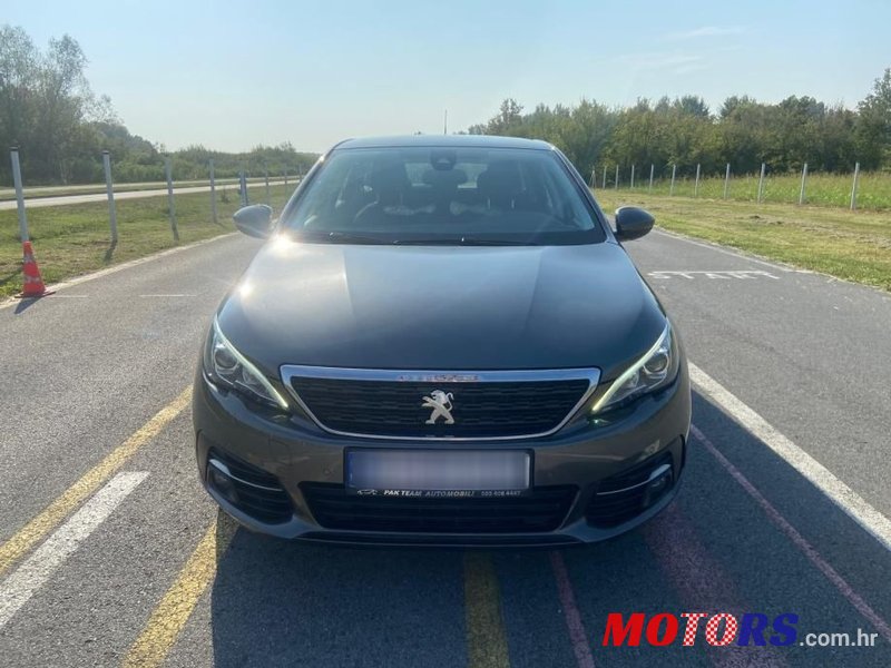 2018' Peugeot 308 1,5 Bluehdi photo #2