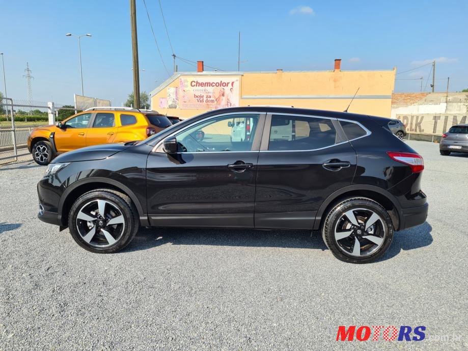 2015' Nissan Qashqai photo #2