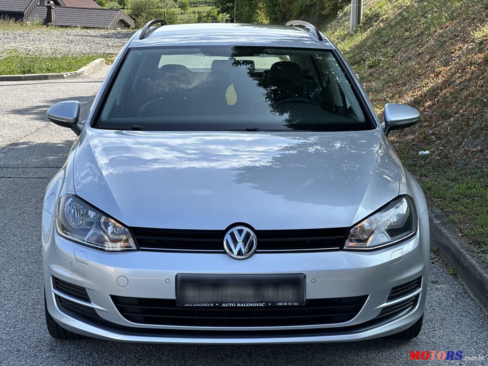 2015' Volkswagen Golf VII Variant photo #5