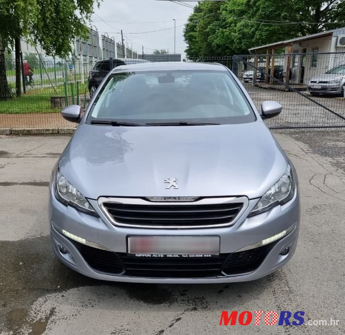 2016' Peugeot 308 photo #2