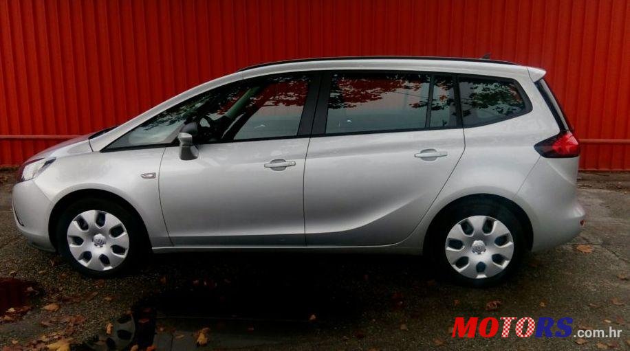 2012' Opel Zafira 2,0 photo #1