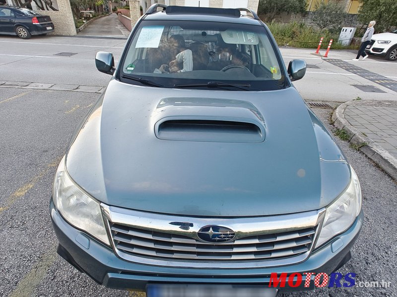 2009' Subaru Forester photo #4