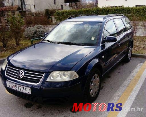 2001' Volkswagen Passat Variant photo #2