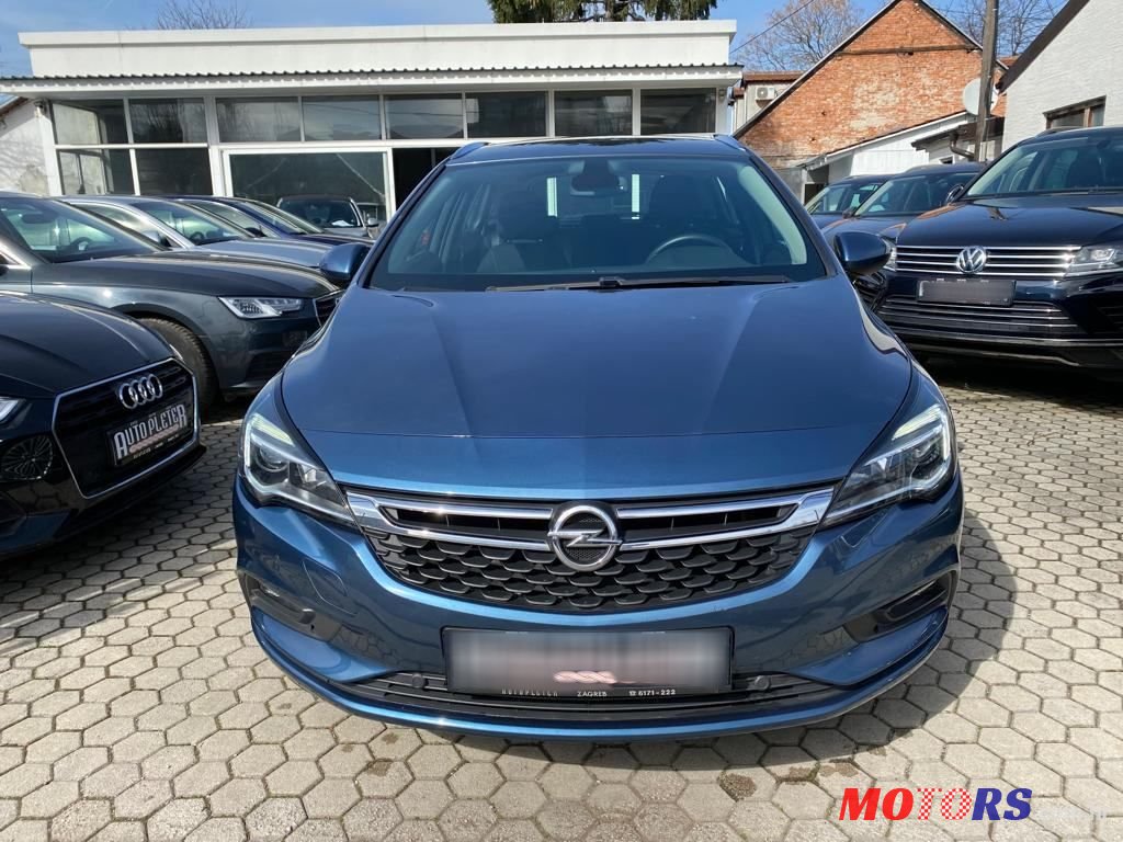 2016' Opel Astra Karavan photo #3