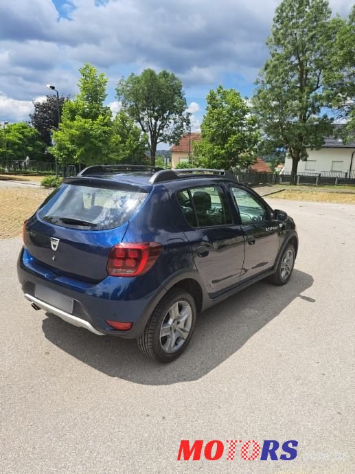 2017' Dacia Sandero photo #4