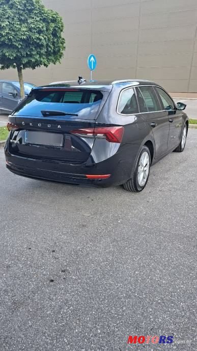 2020' Skoda Octavia Combi photo #4