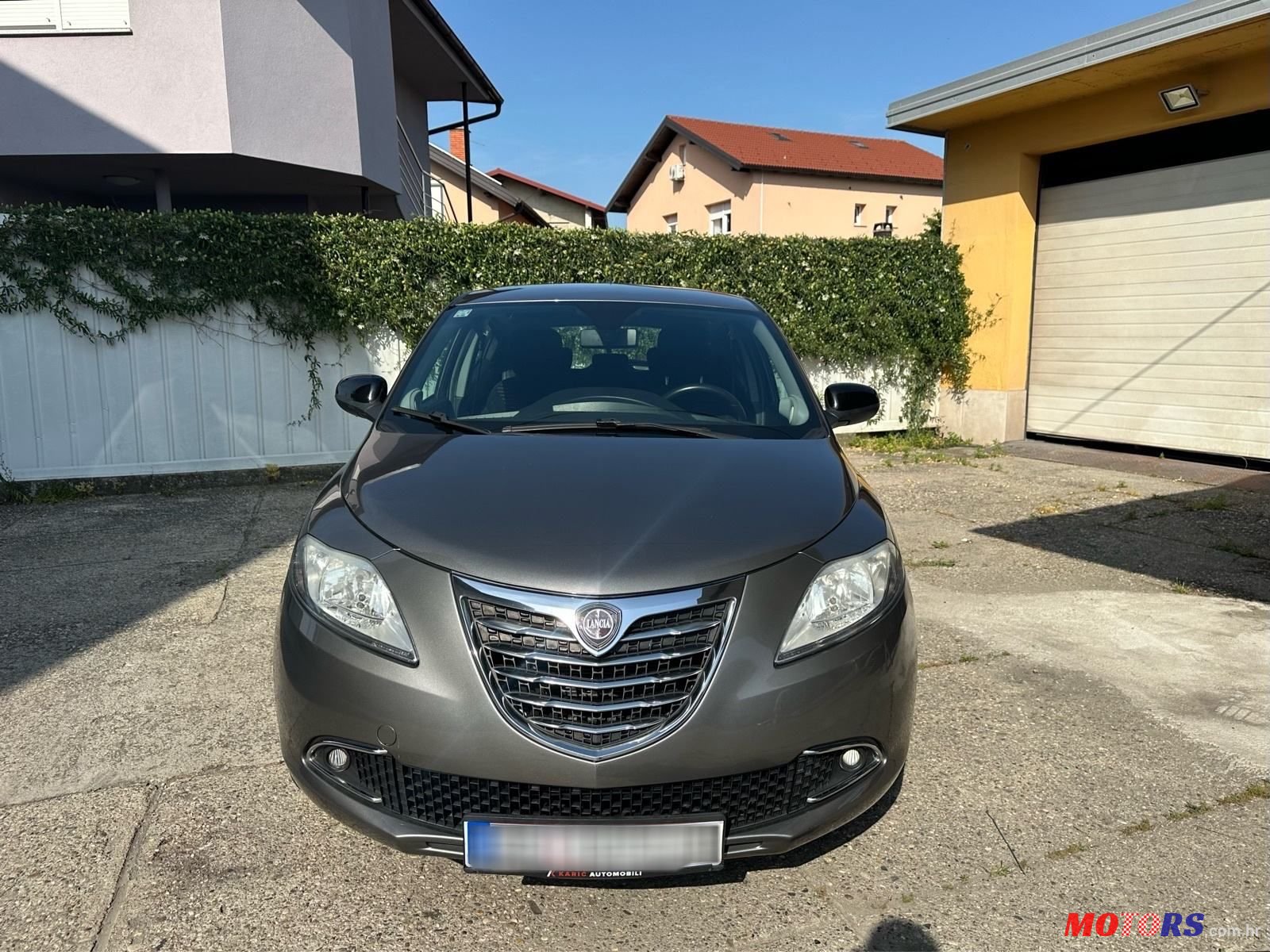 2012' Lancia Y 1,2 8V photo #1