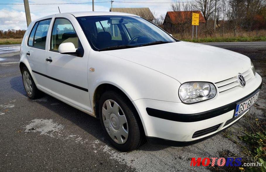 1999' Volkswagen Golf IV 1,9 Sdi photo #1