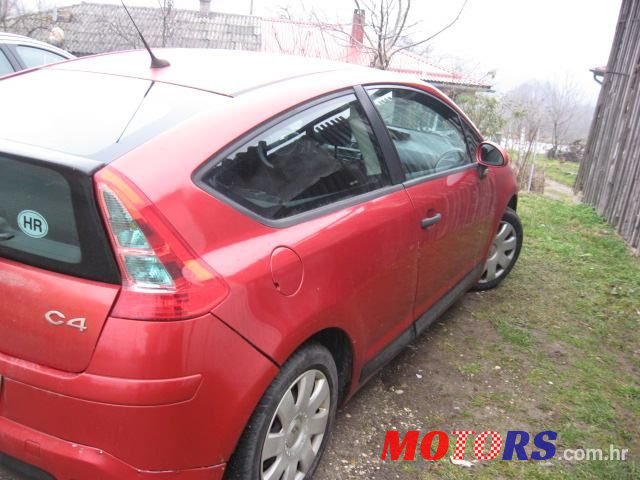 2007' Citroen C4 1,4 I 16V photo #4