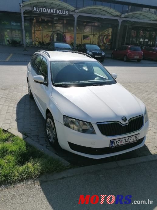 2014' Skoda Octavia Combi photo #4