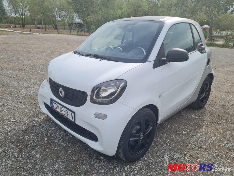 2017' Smart Fortwo photo #1