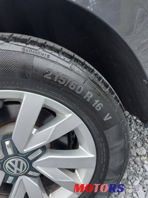 2015' Volkswagen Passat photo #6