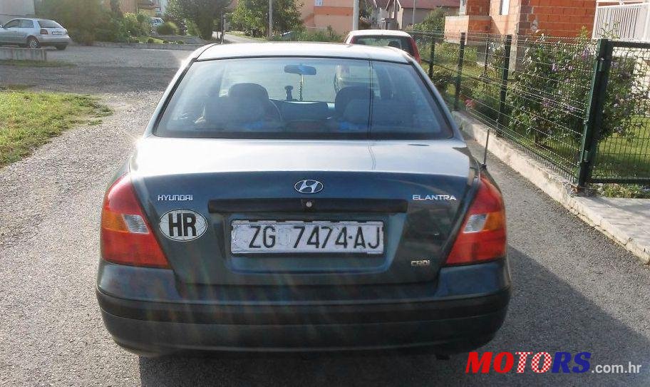 2002' Hyundai Elantra 2,0 Crdi photo #2
