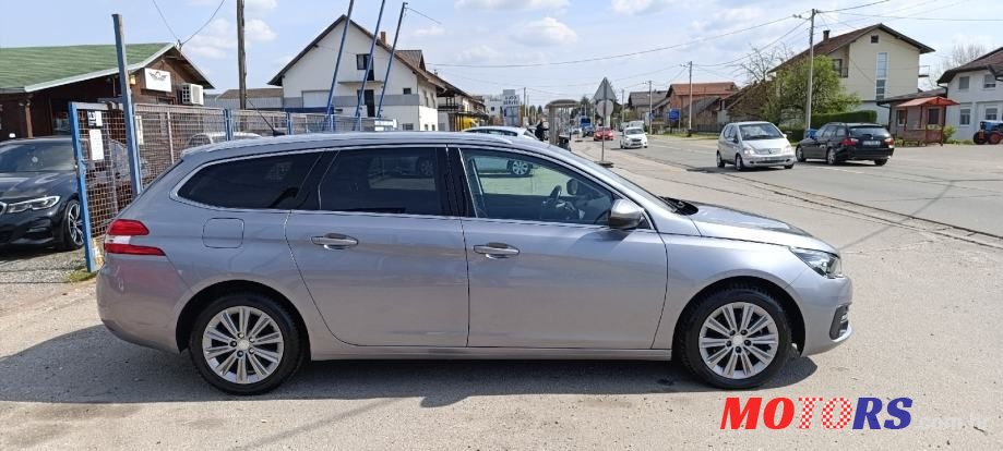 2020' Peugeot 308 Sw photo #4