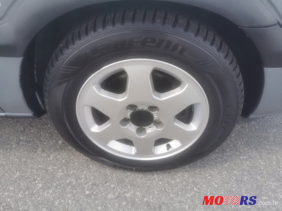 2003' Opel Zafira 2,2 Dtr photo #5