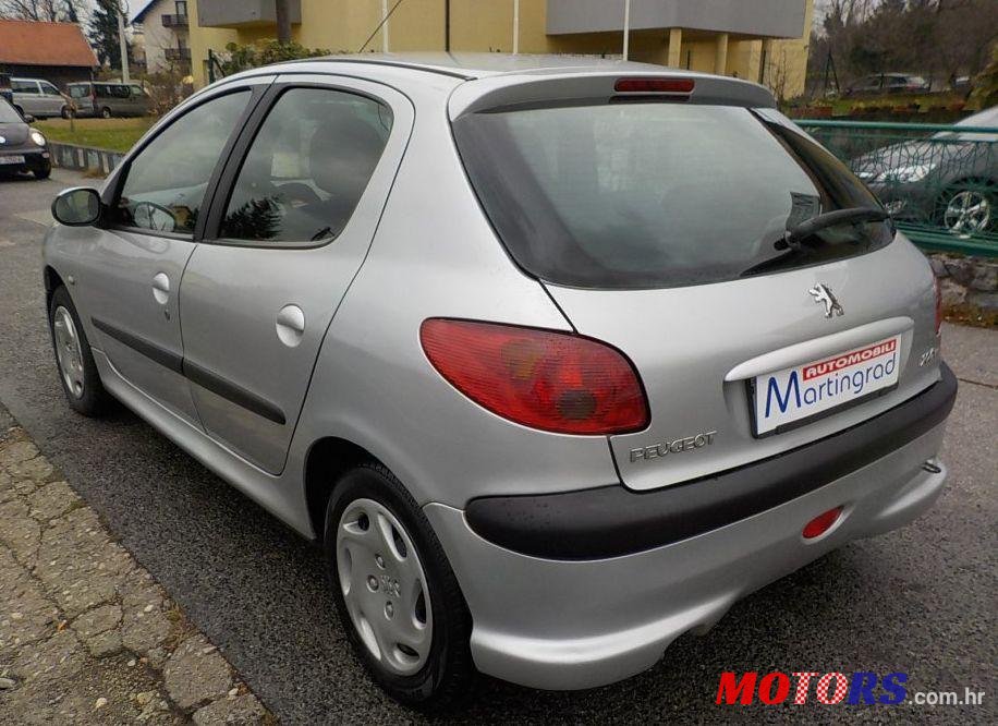 2003' Peugeot 206 photo #2