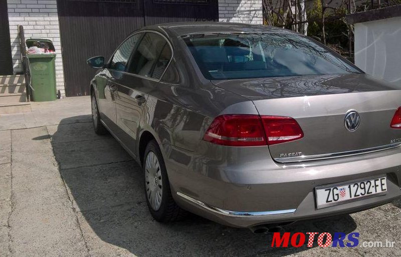 2011' Volkswagen Passat 2,0 Tdi photo #2