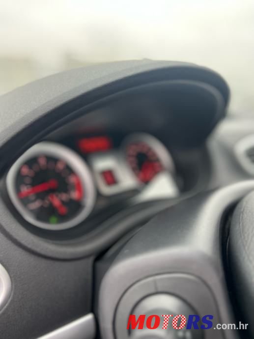 2006' Renault Clio 1,5 Dci photo #3