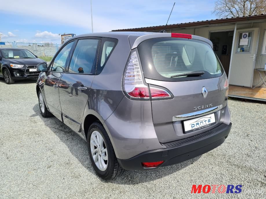 2012' Renault Megane Scenic photo #5