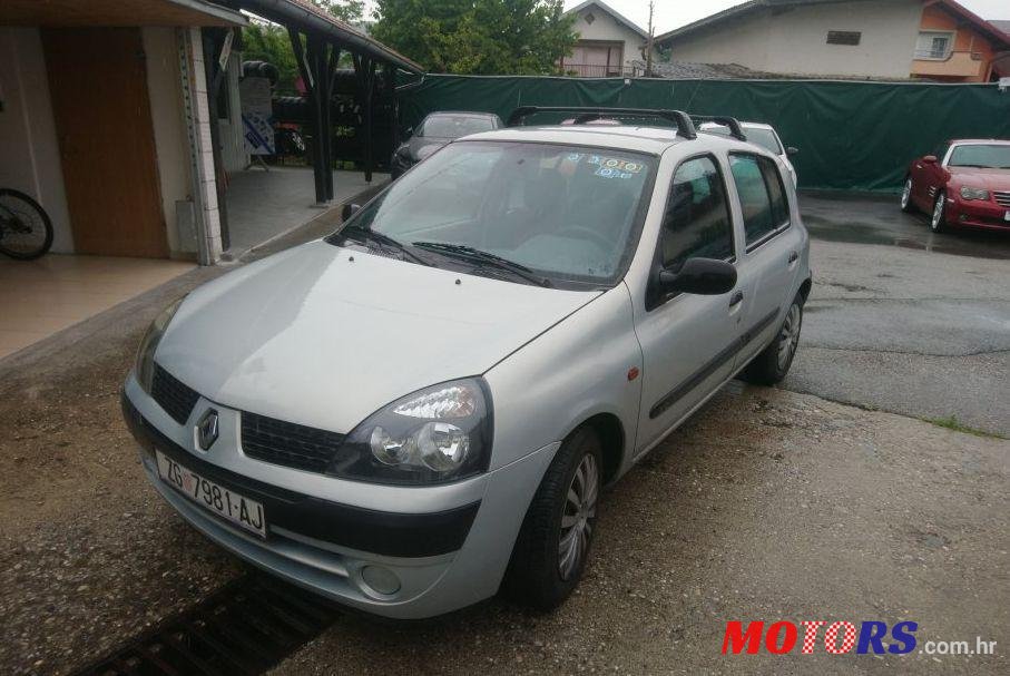 2001' Renault Clio 1,2 photo #1